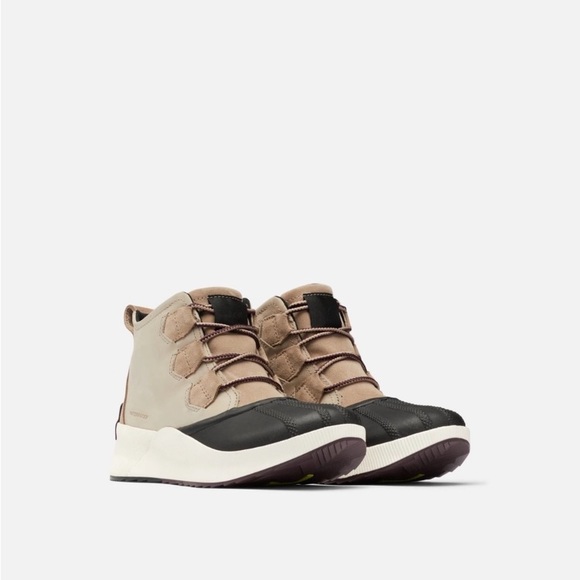 Sorel Out N About III Classic Waterproof Rain Boot - Picture 2 of 12